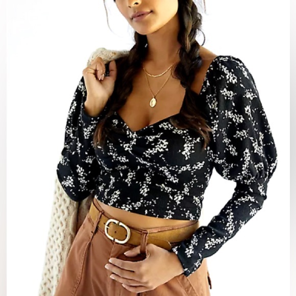 Anthropologie Tops - Anthropologie black floral sweetheart top blouse size L